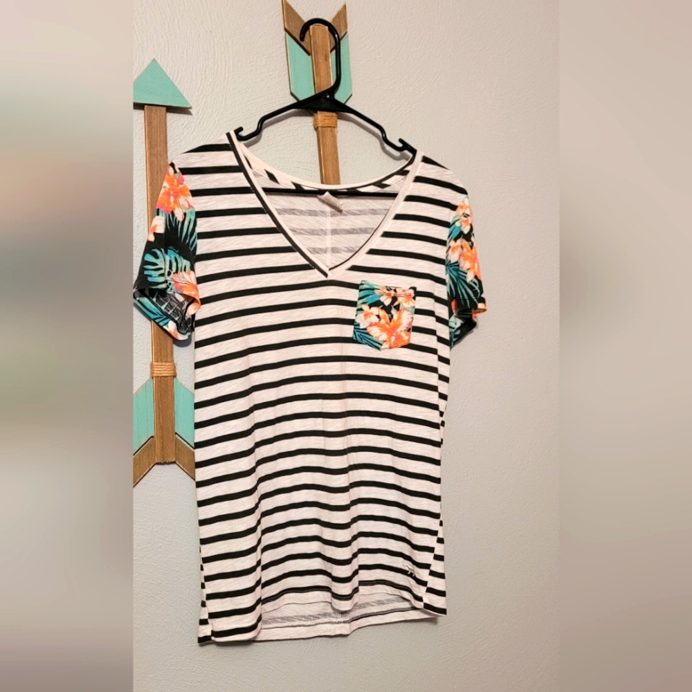 (PINK) Striped T-shirt